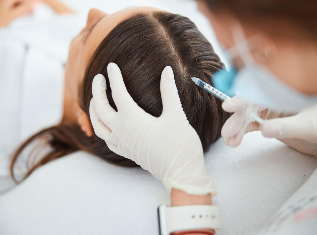 Imagem do post: Exossomos, LED, Fórmulas e Mais: O Que Está Por Trás do Max Hair